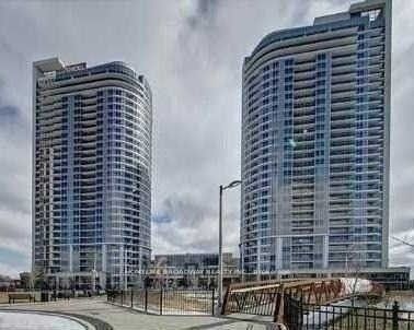 181 Village Green Sq, unit 912 for rent