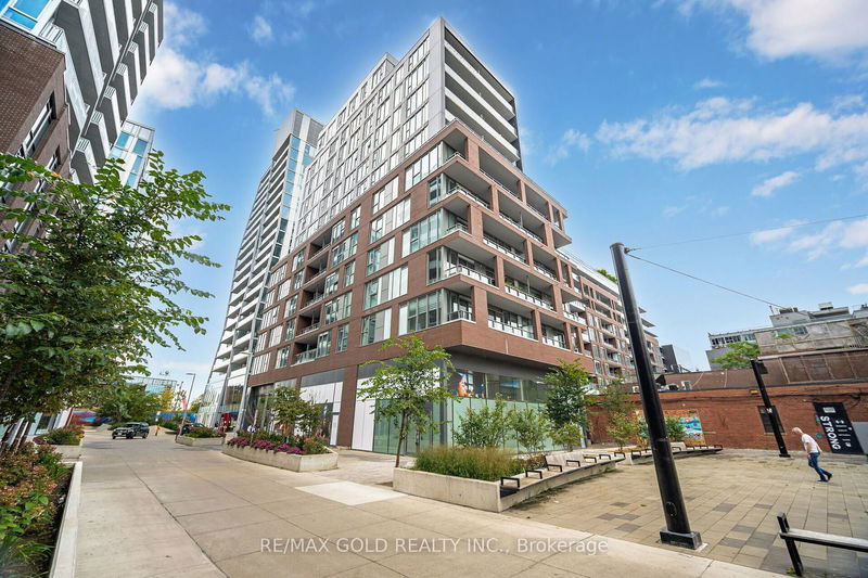 30 Baseball Pl, unit 1403 for sale