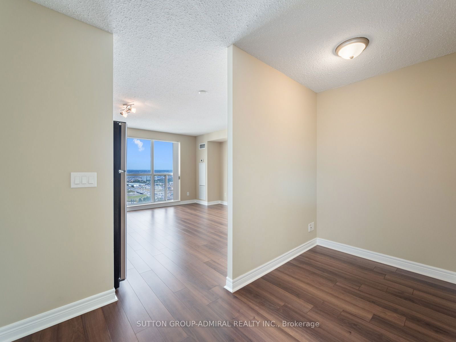 50 Town Centre Crt, unit 3408 for sale