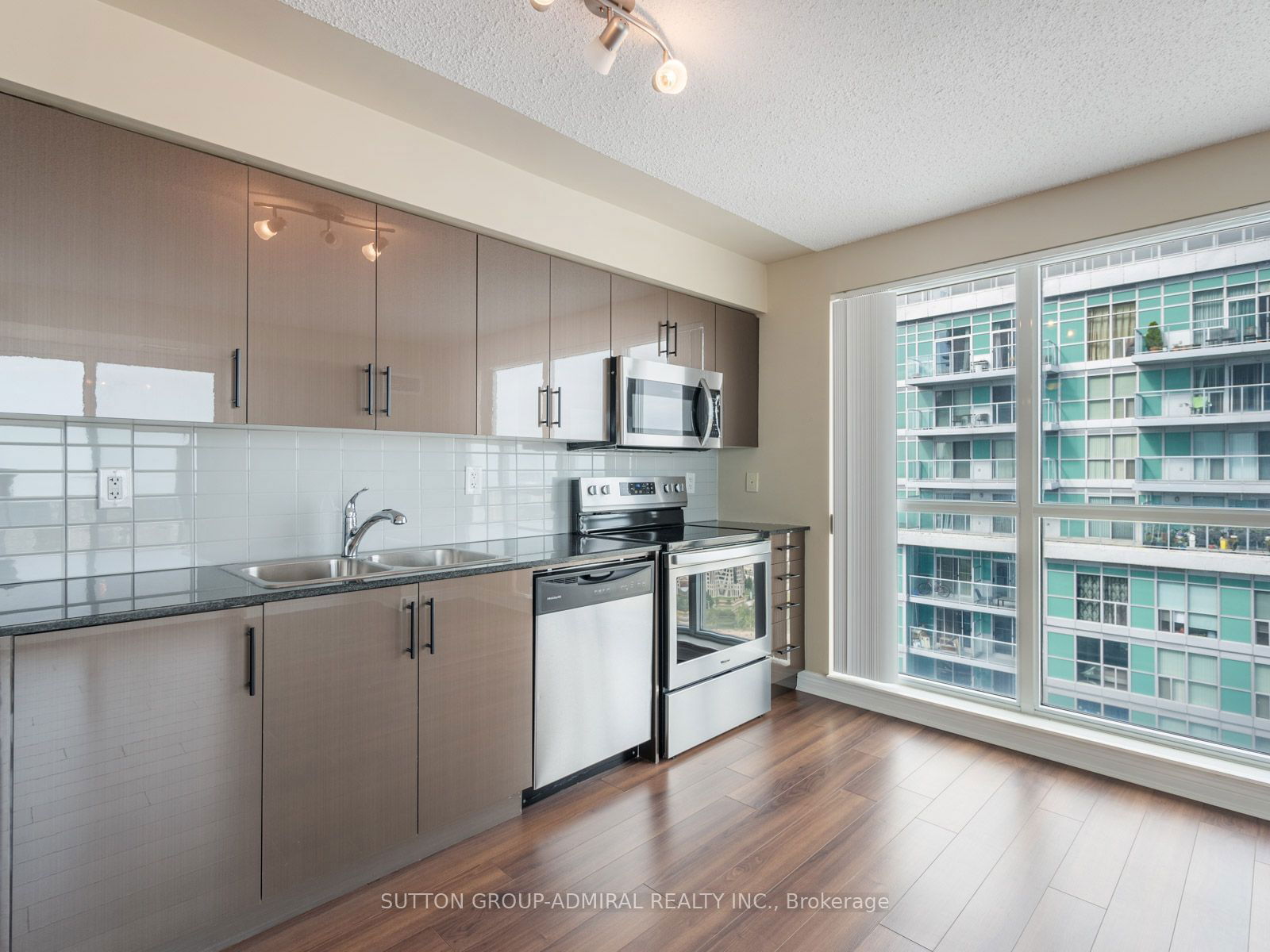 50 Town Centre Crt, unit 3408 for sale