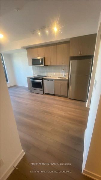 2799 Kingston Rd, unit 515 for rent