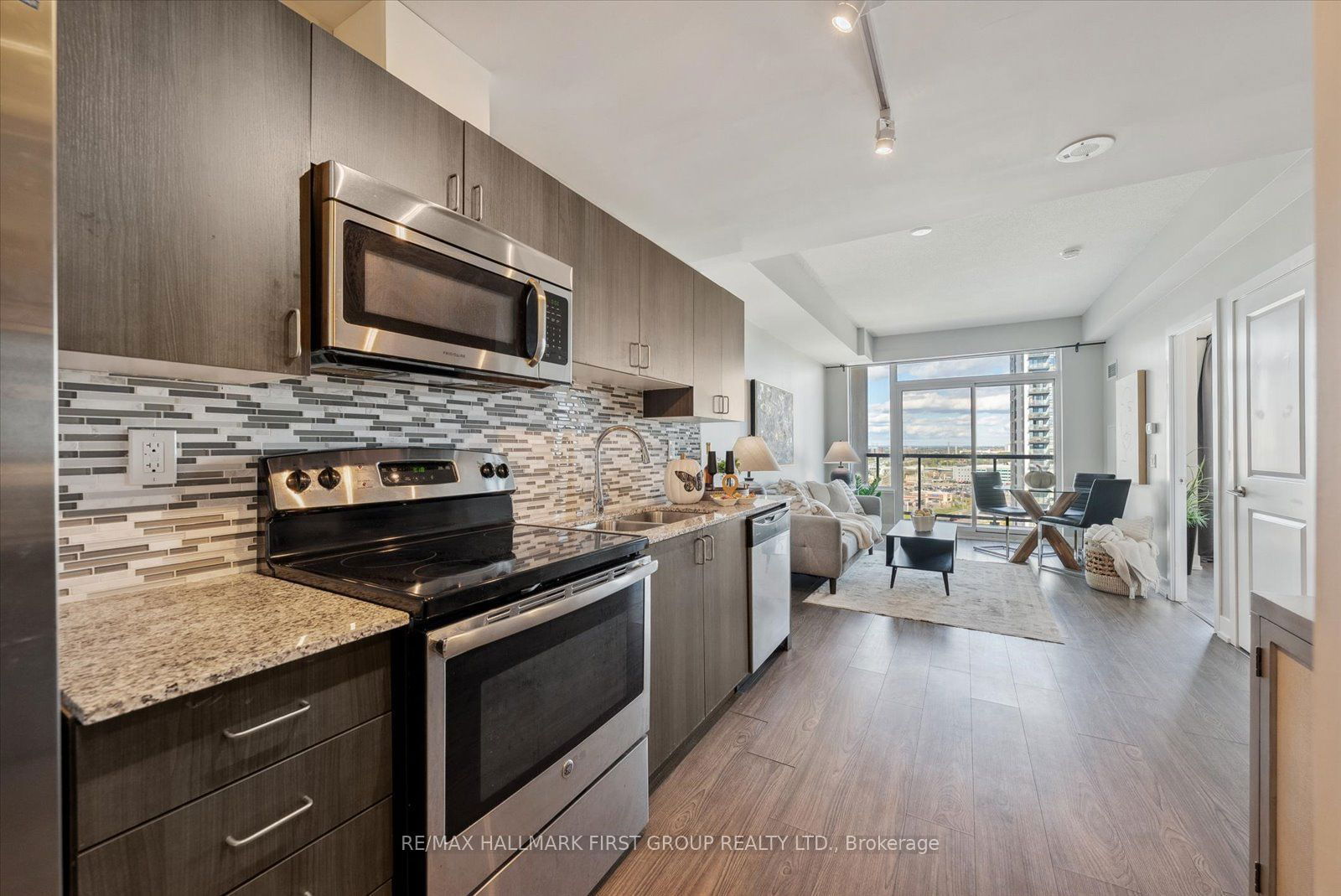 1215 Bayly St, unit 1403 for sale