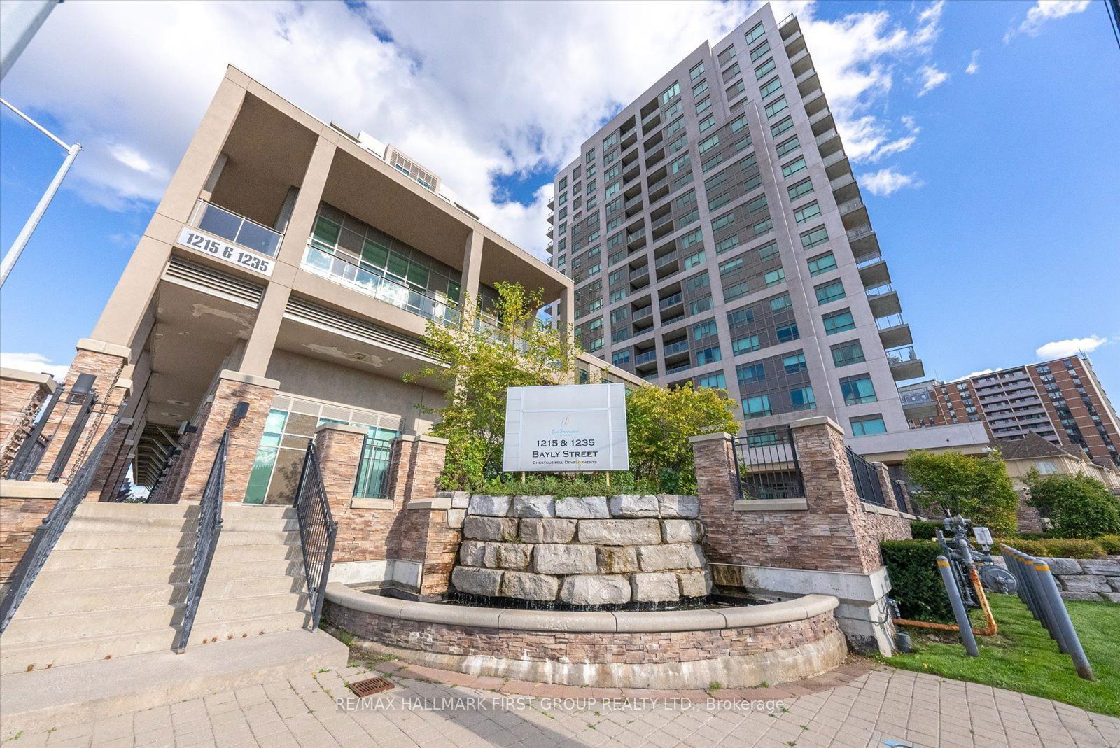 1215 Bayly St, unit 1403 for sale