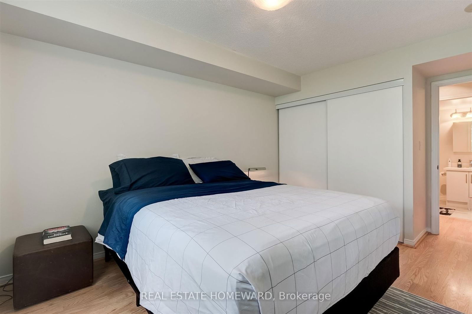 1733 Queen St E, unit 308 for rent