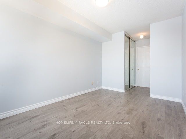 1470 MIDLAND Ave, unit 1209 for rent