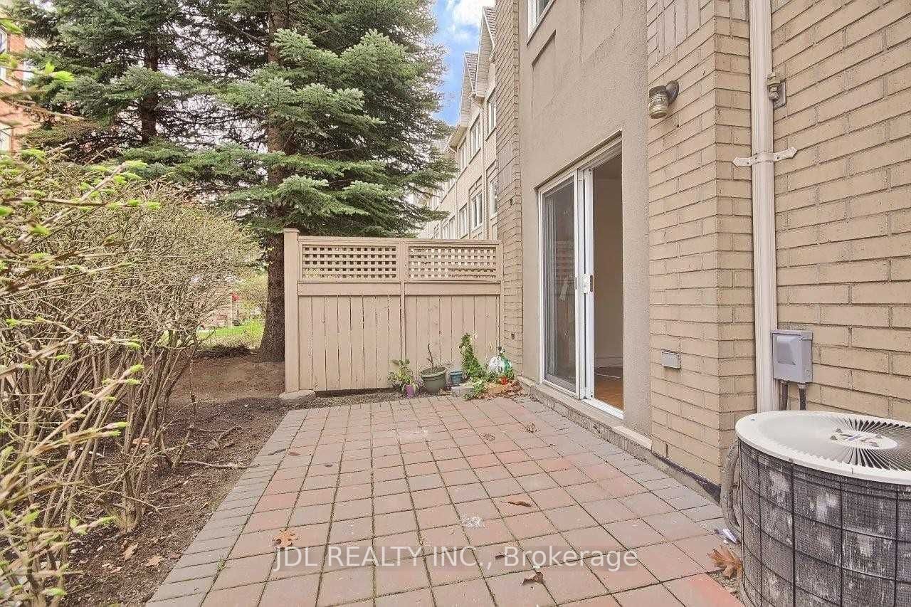 28 Rosebank Dr, unit 1101 for rent