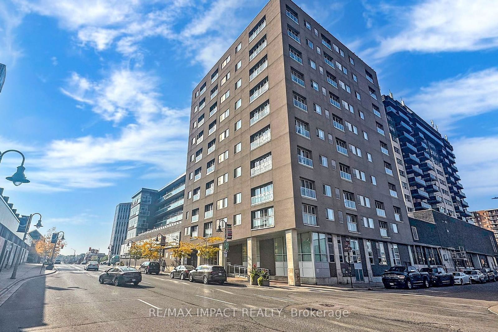 44 Bond St W, unit 1001 for rent