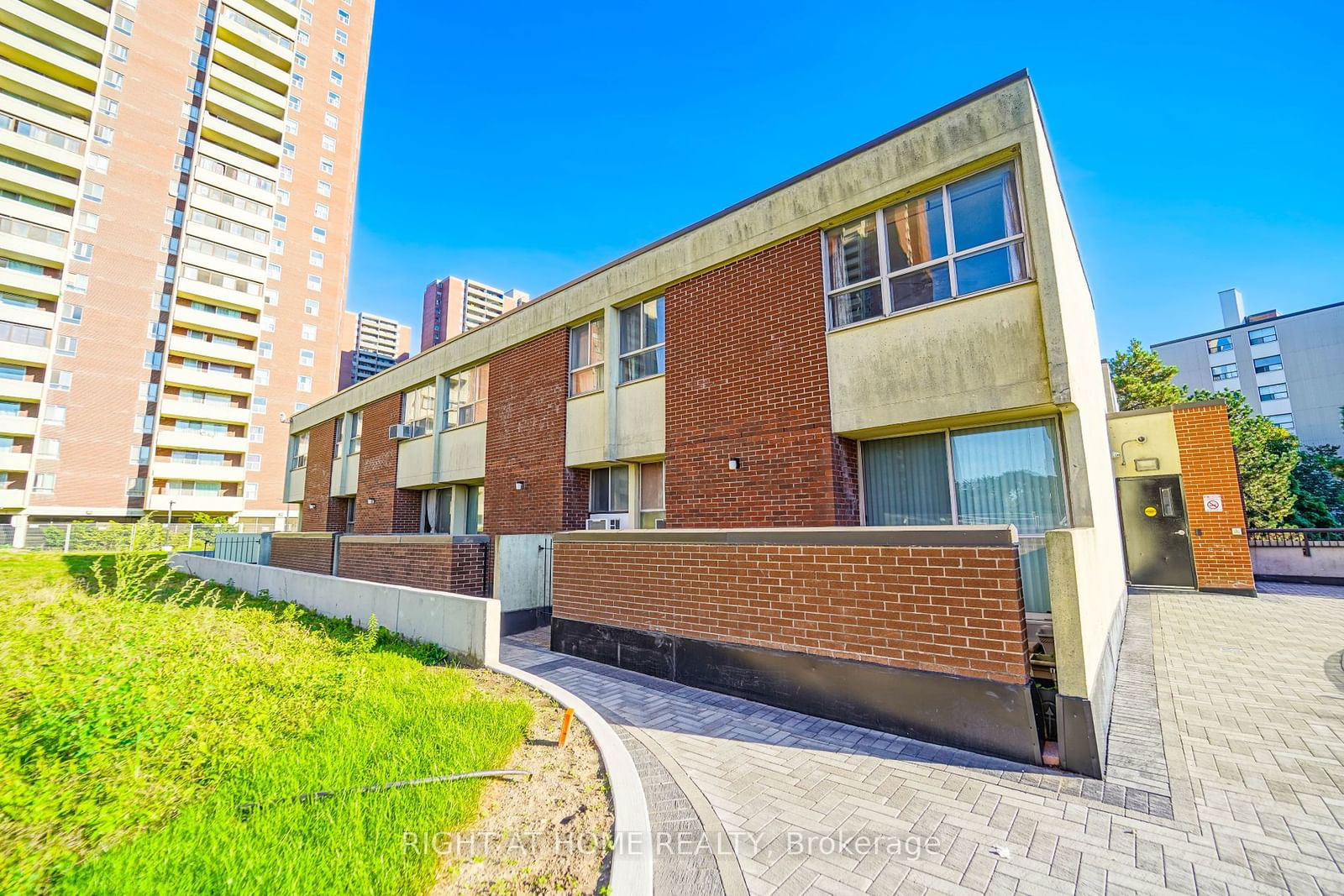 Crescent Town Condos, East York, Toronto