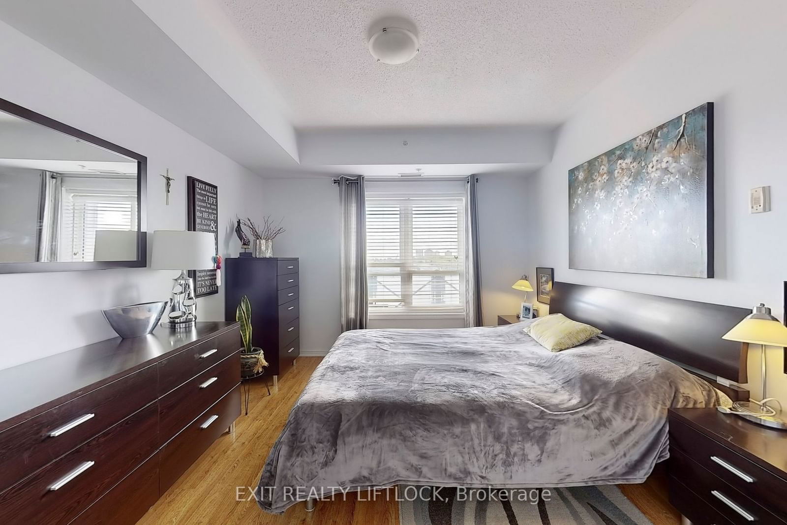 10 Mendelssohn St, unit 423 for sale