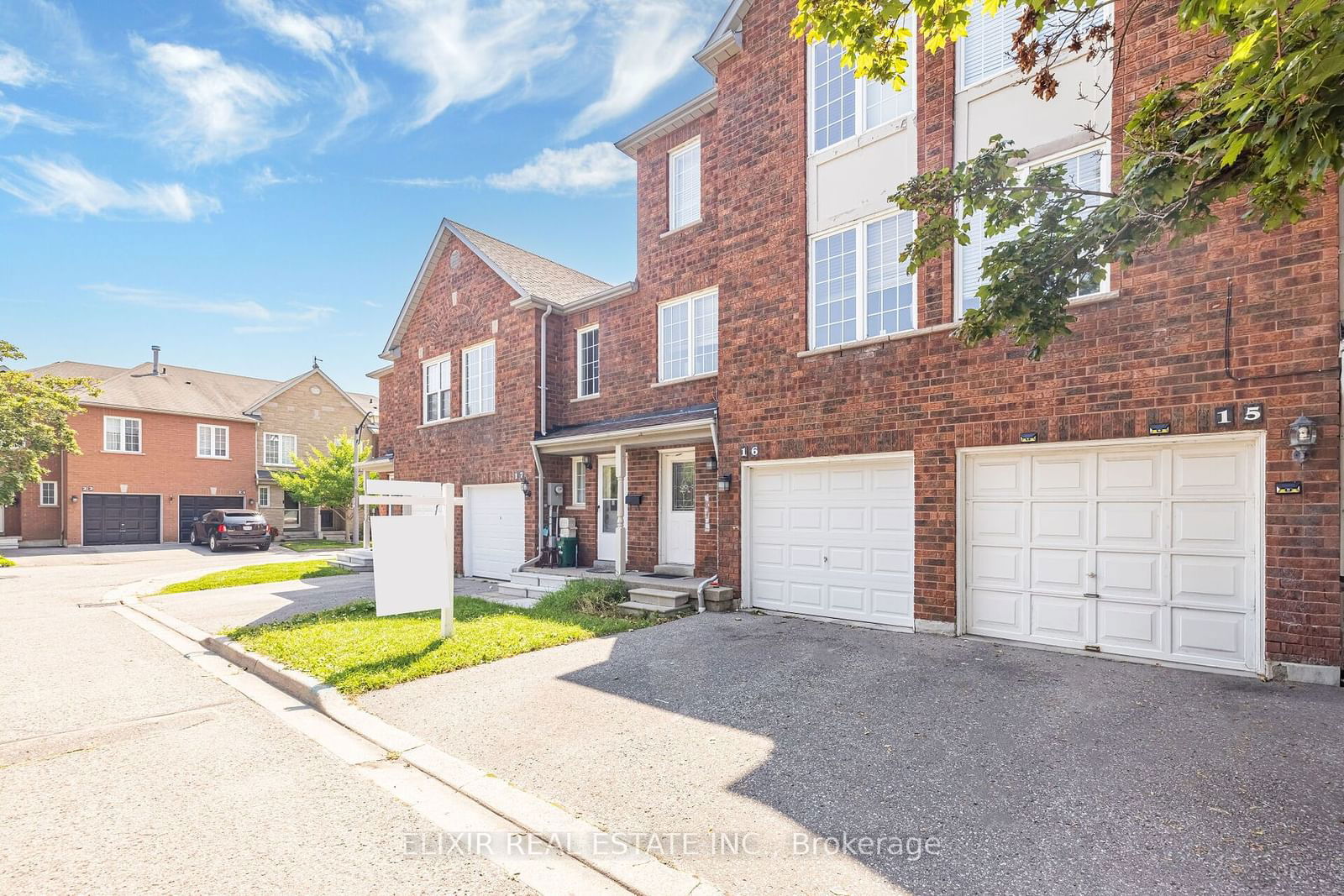 1995 Pine Grove Ave Townhomes, Pickering, Toronto