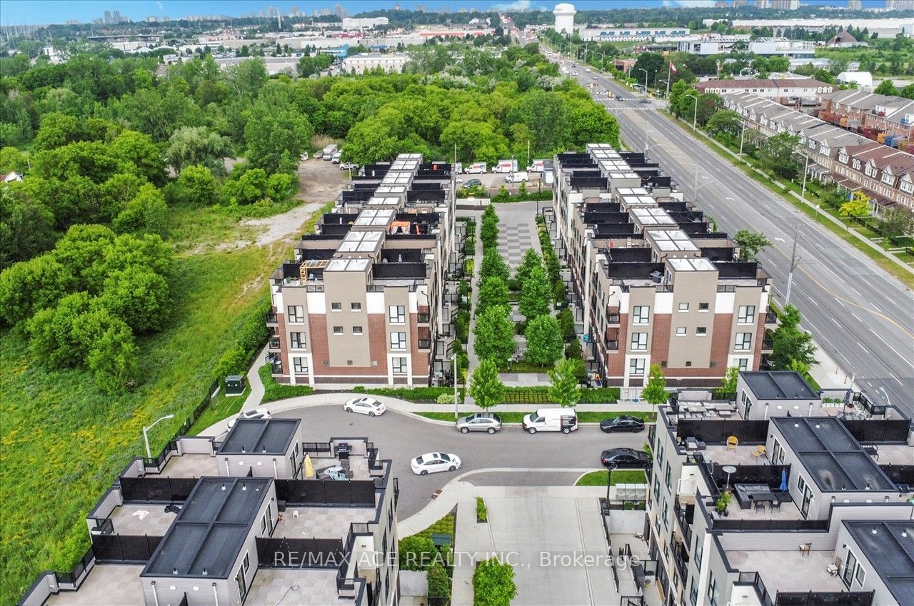 Towns at Rouge Valley, Scarborough, Toronto