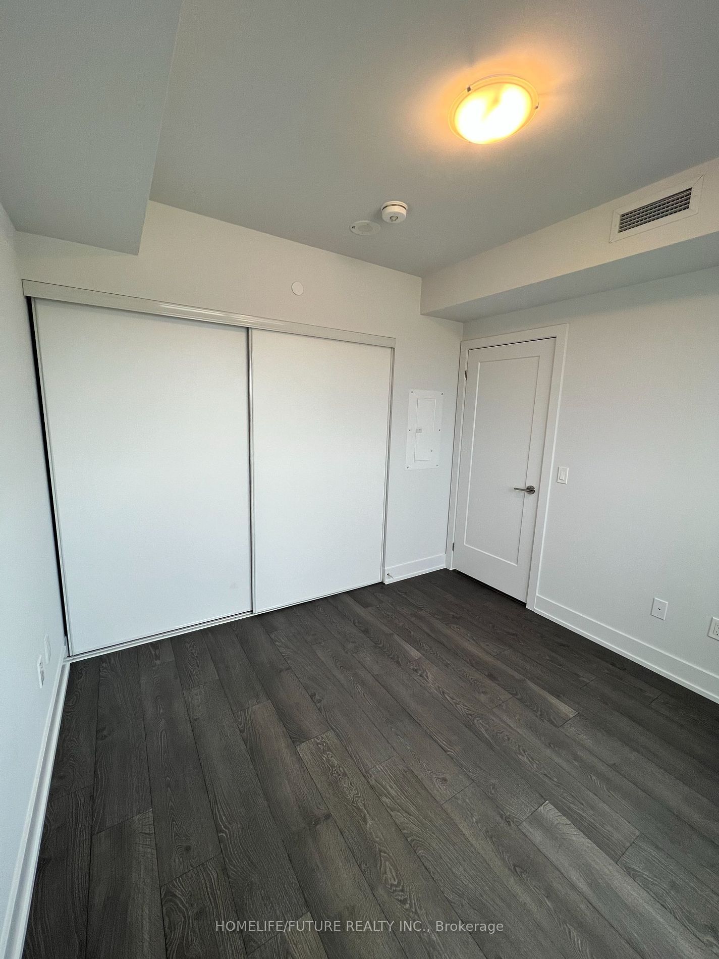 2550 Simcoe St N, unit 1013 for sale