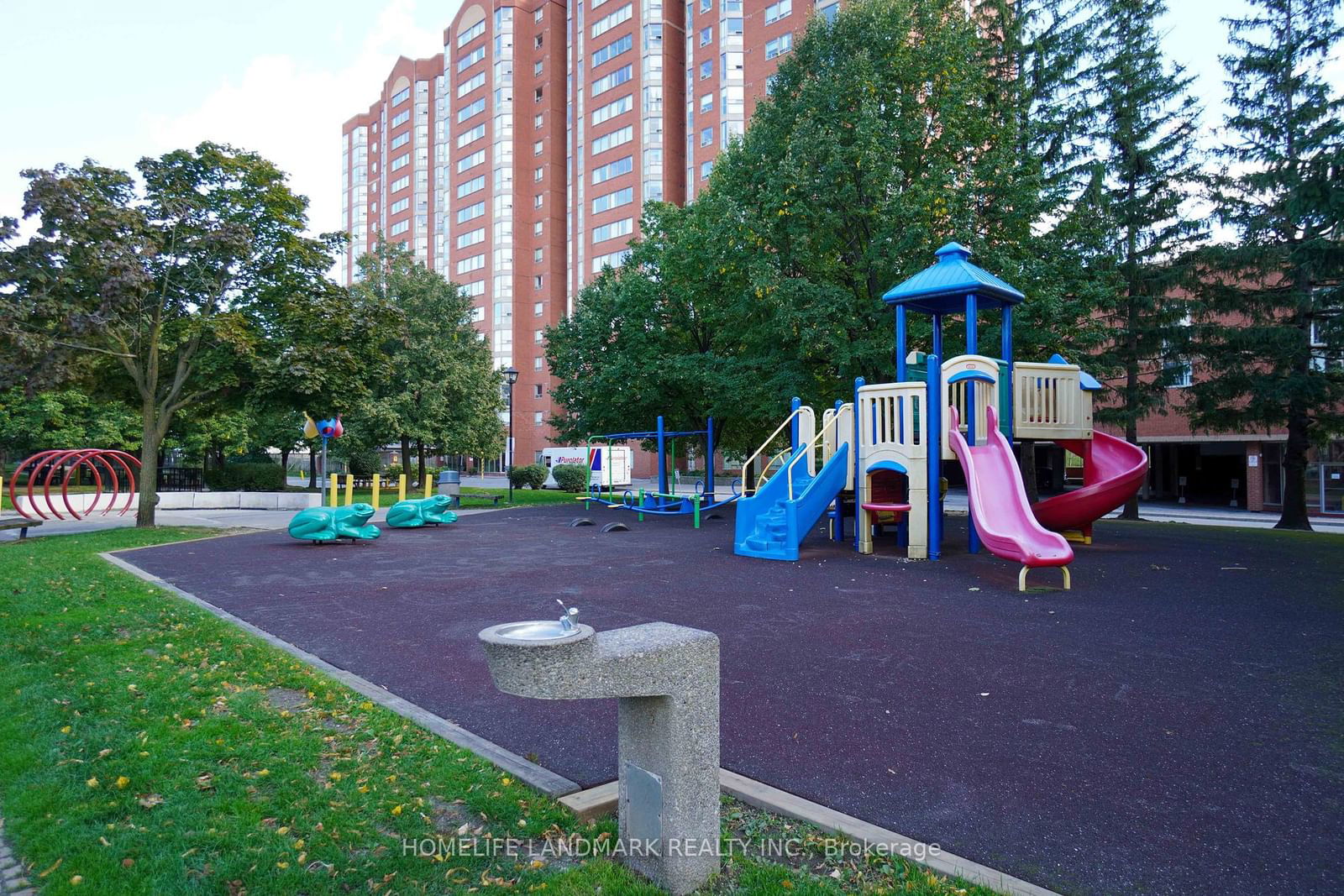 Rainbow Village I Condos, Scarborough, Toronto