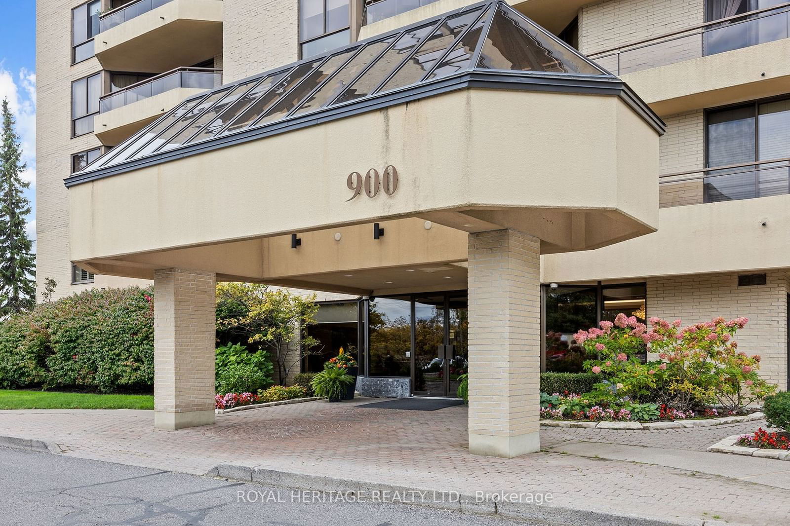 900 Wilson Rd N, unit 1004 for sale