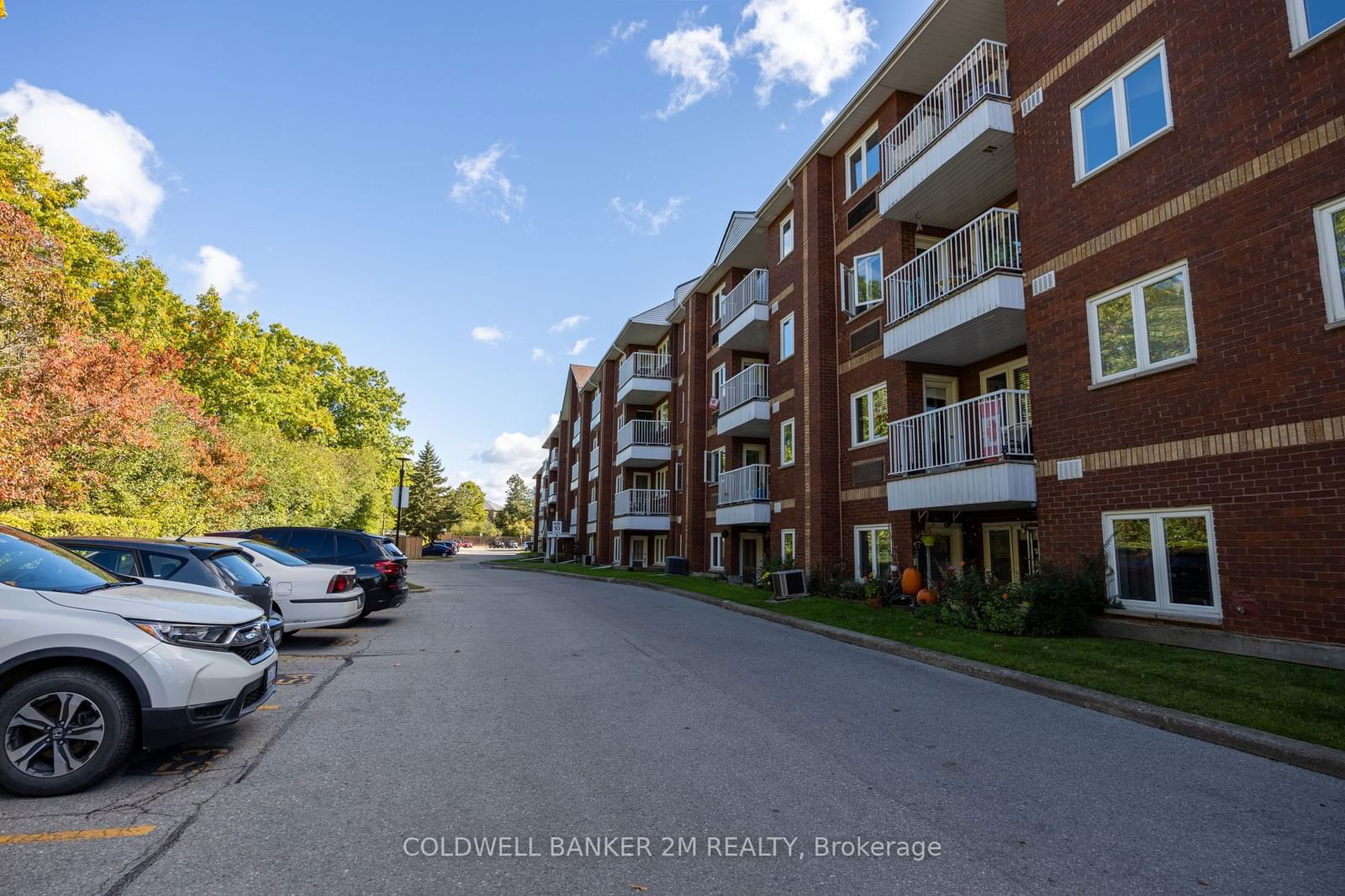 193 Lake Driveway W, unit 320 for sale