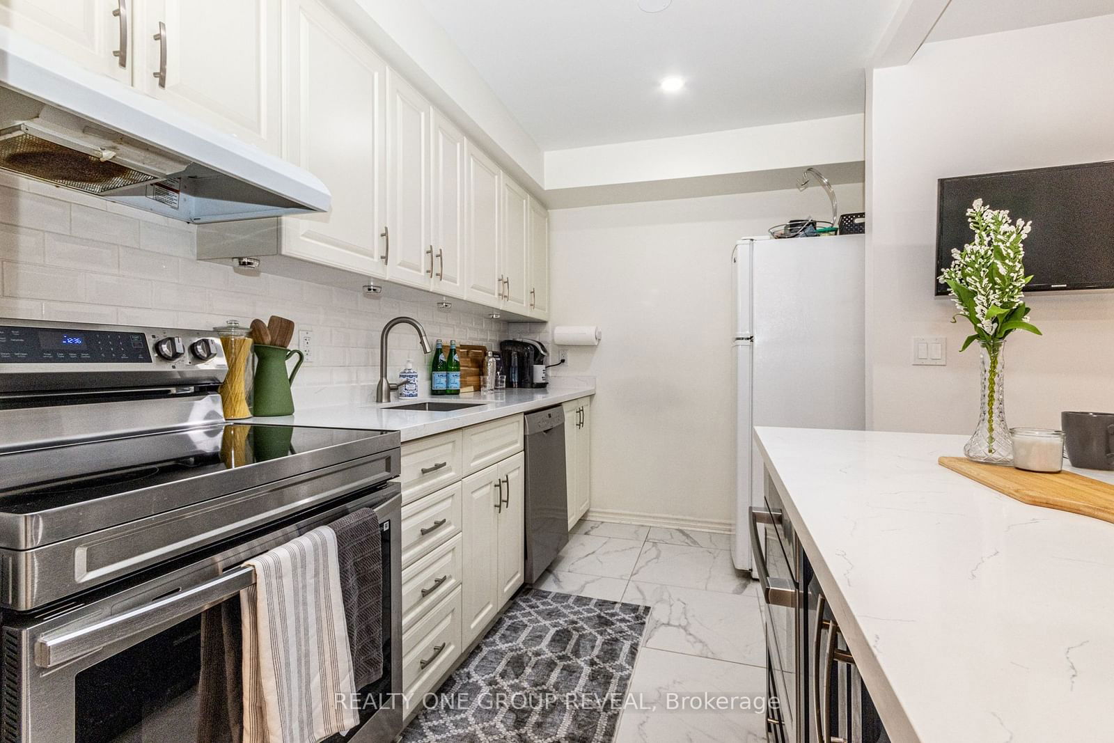 925 Burns St W, unit 32 for sale