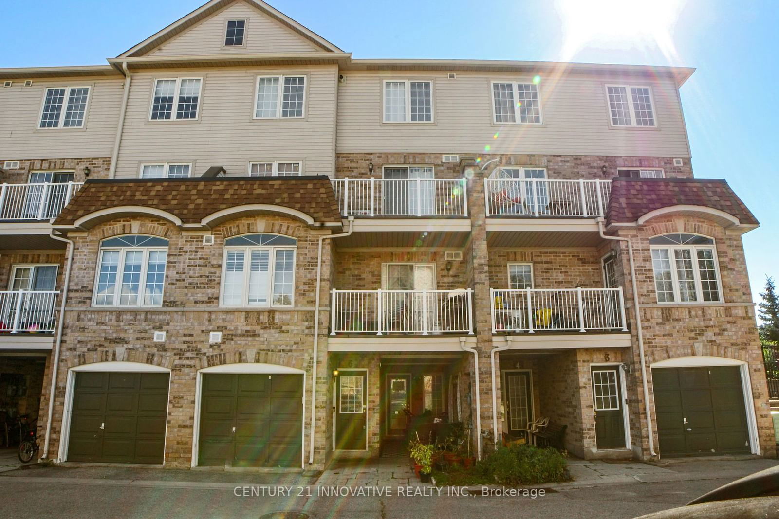 Woodside Terrace Townhomes, Scarborough, Toronto