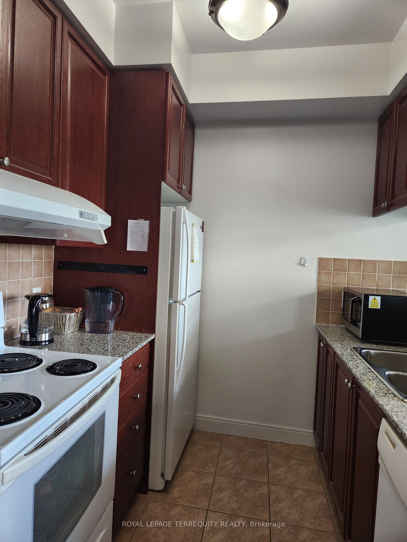 238 Bonis Ave, unit 1223 for rent