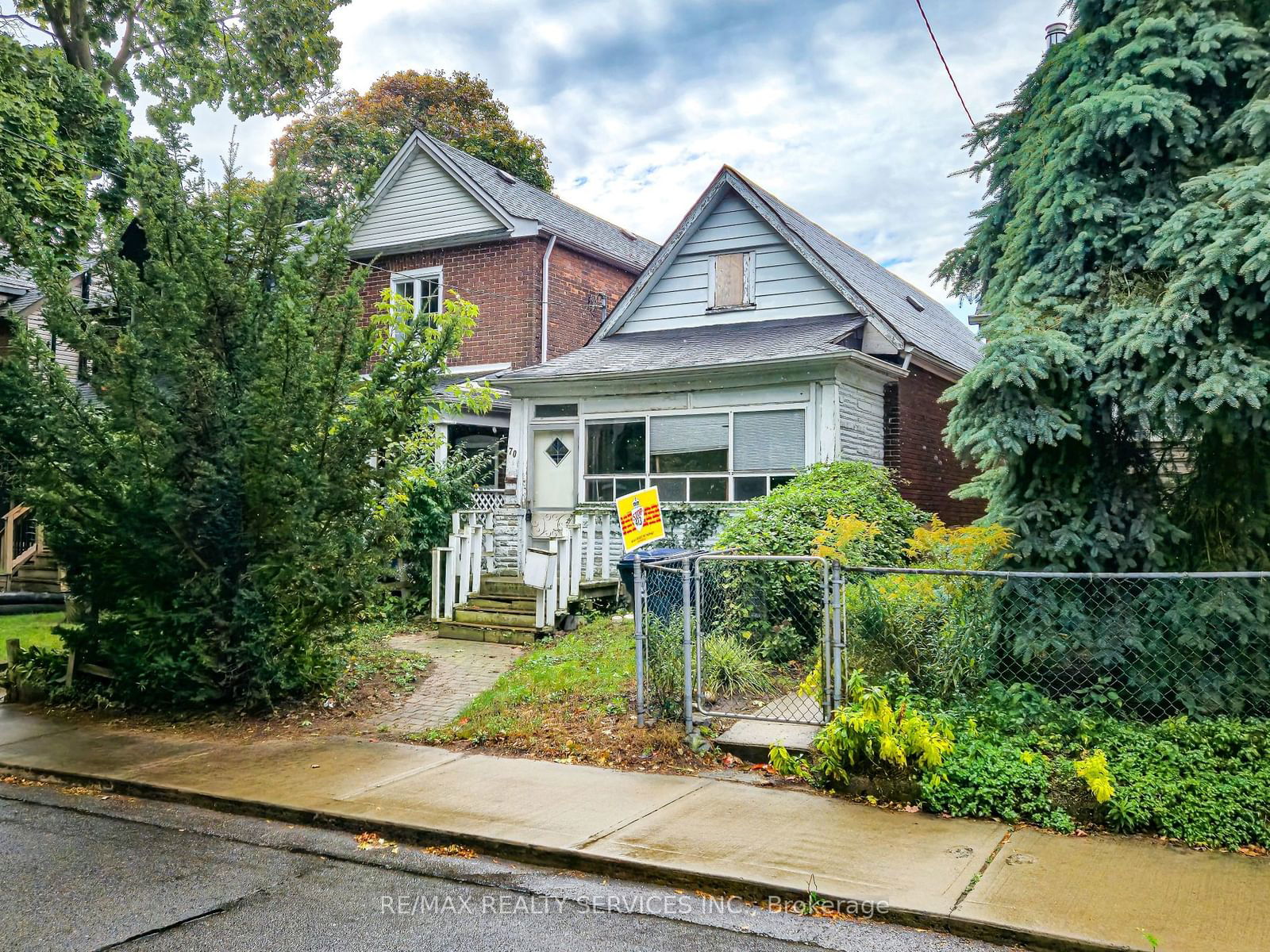 70 Drayton Ave for sale 