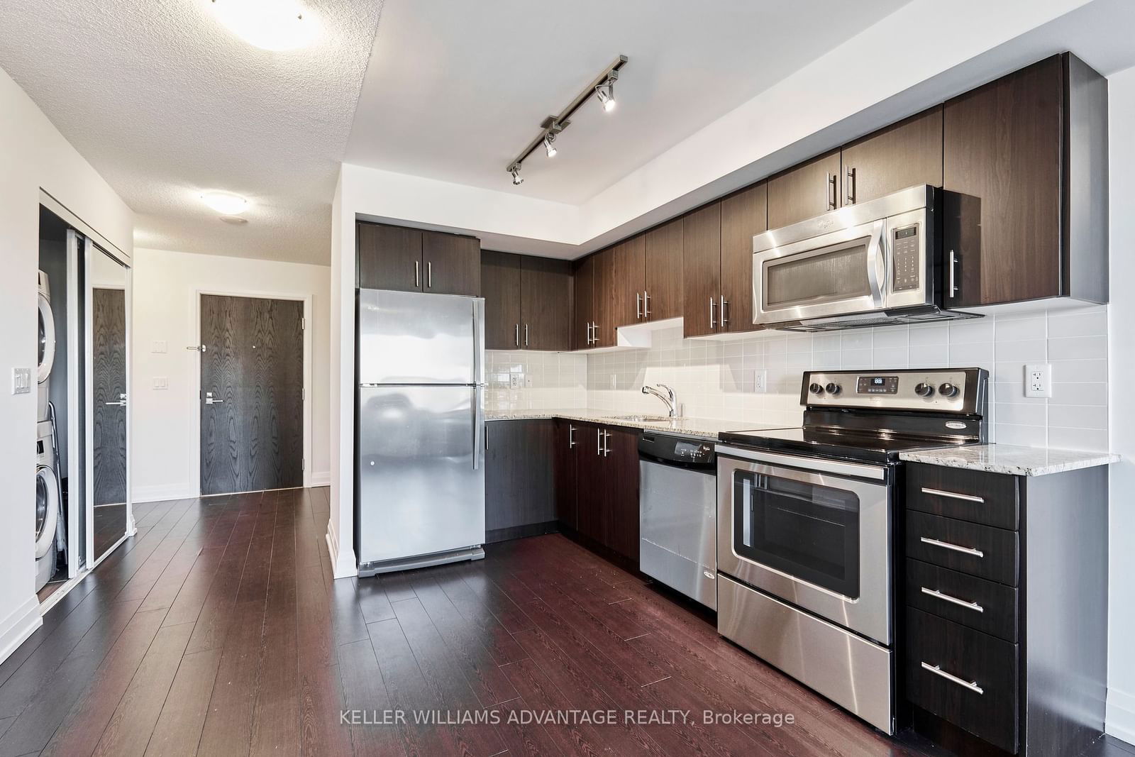 3520 Danforth Ave, unit 301 for rent