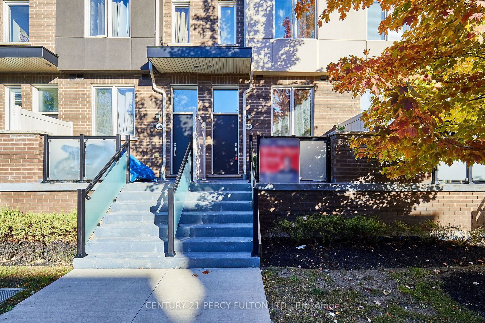 15 Heron Park Pl, unit 13 for sale