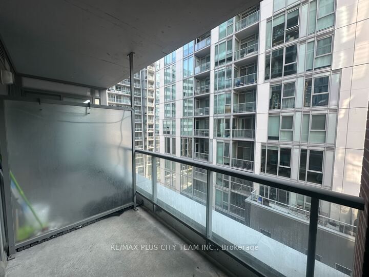 30 Baseball Pl, unit 709 for rent