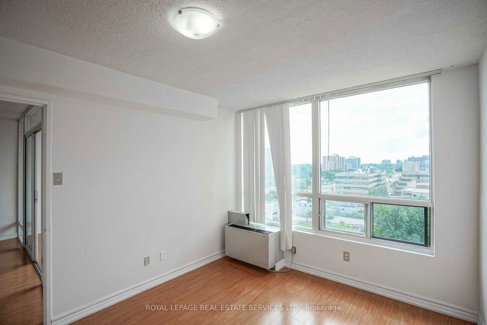 1 Reidmount Ave, unit 1004 for rent