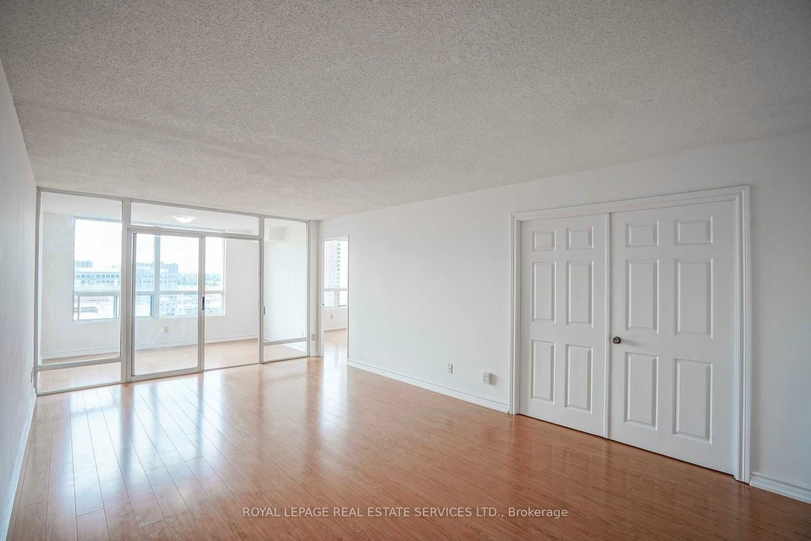 1 Reidmount Ave, unit 1004 for rent