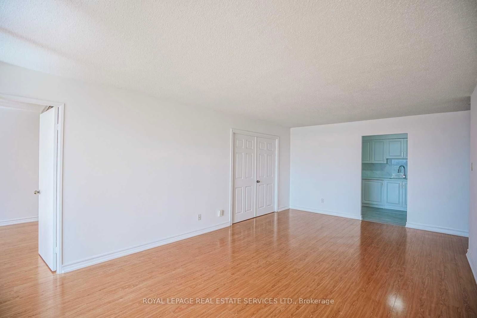 1 Reidmount Ave, unit 1004 for rent