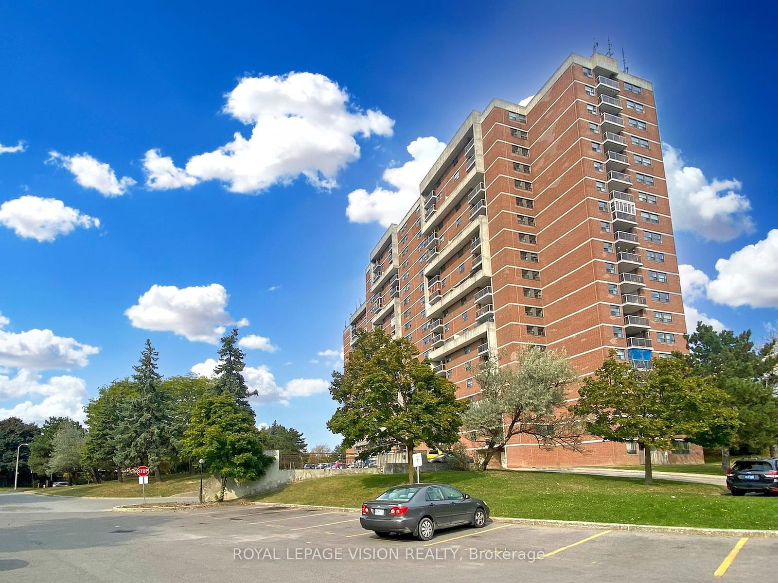 100 Wingarden Crt, unit 1714 for sale