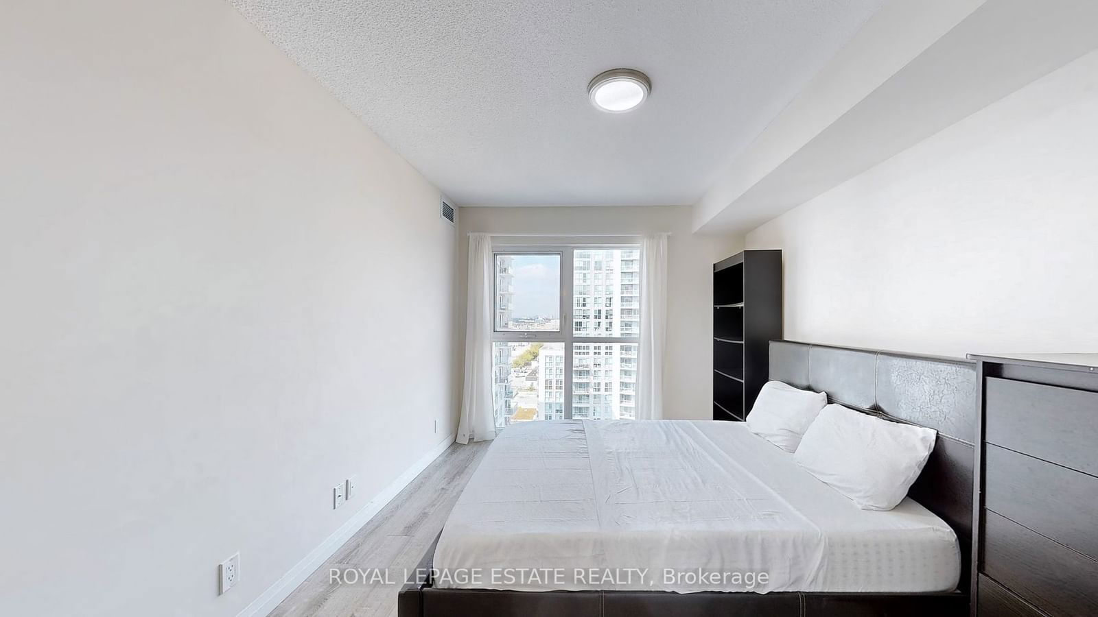 2152 Lawrence Ave E, unit 1509 for sale