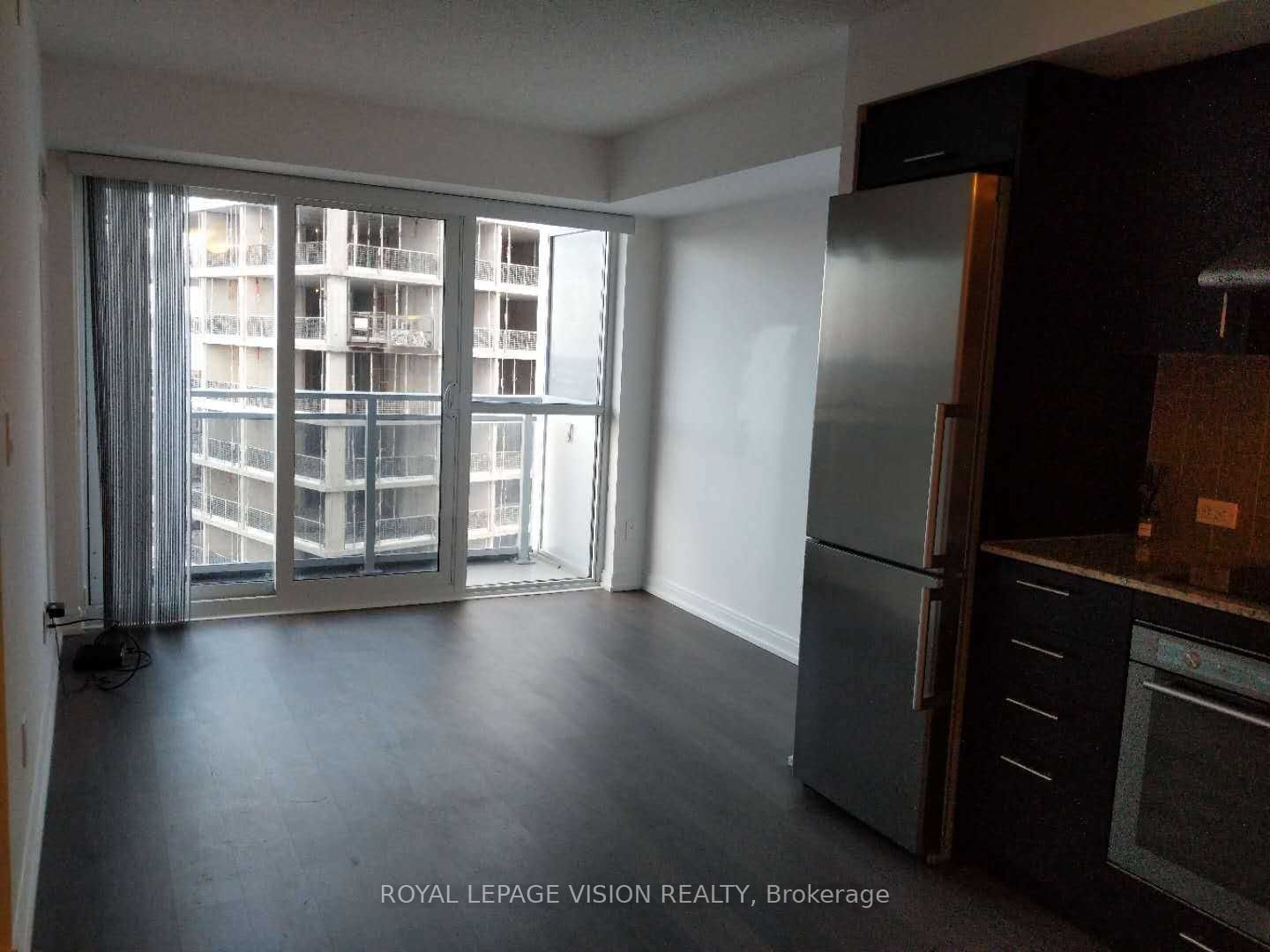 255 Village Green Sq, unit 2709 for rent