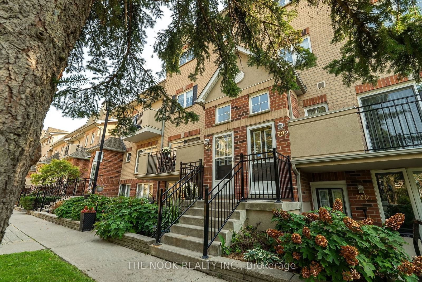 The Casitas Townhomes, Pickering, Toronto