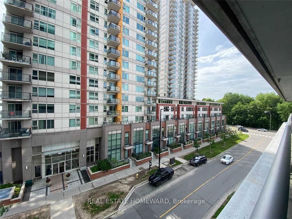 50 Town Centre Crt, unit 305 for rent