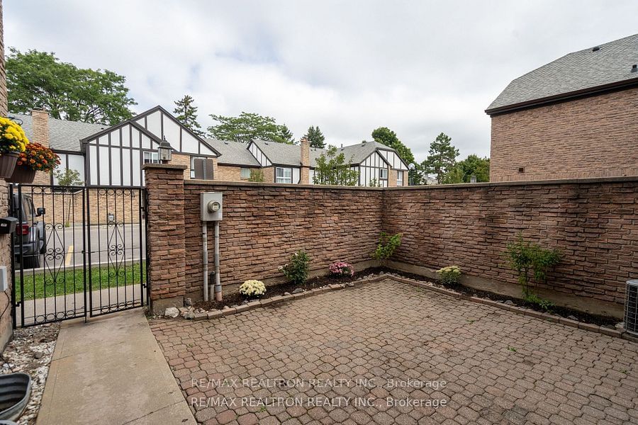 2 Dailing Gate Townhomes, Scarborough, Toronto