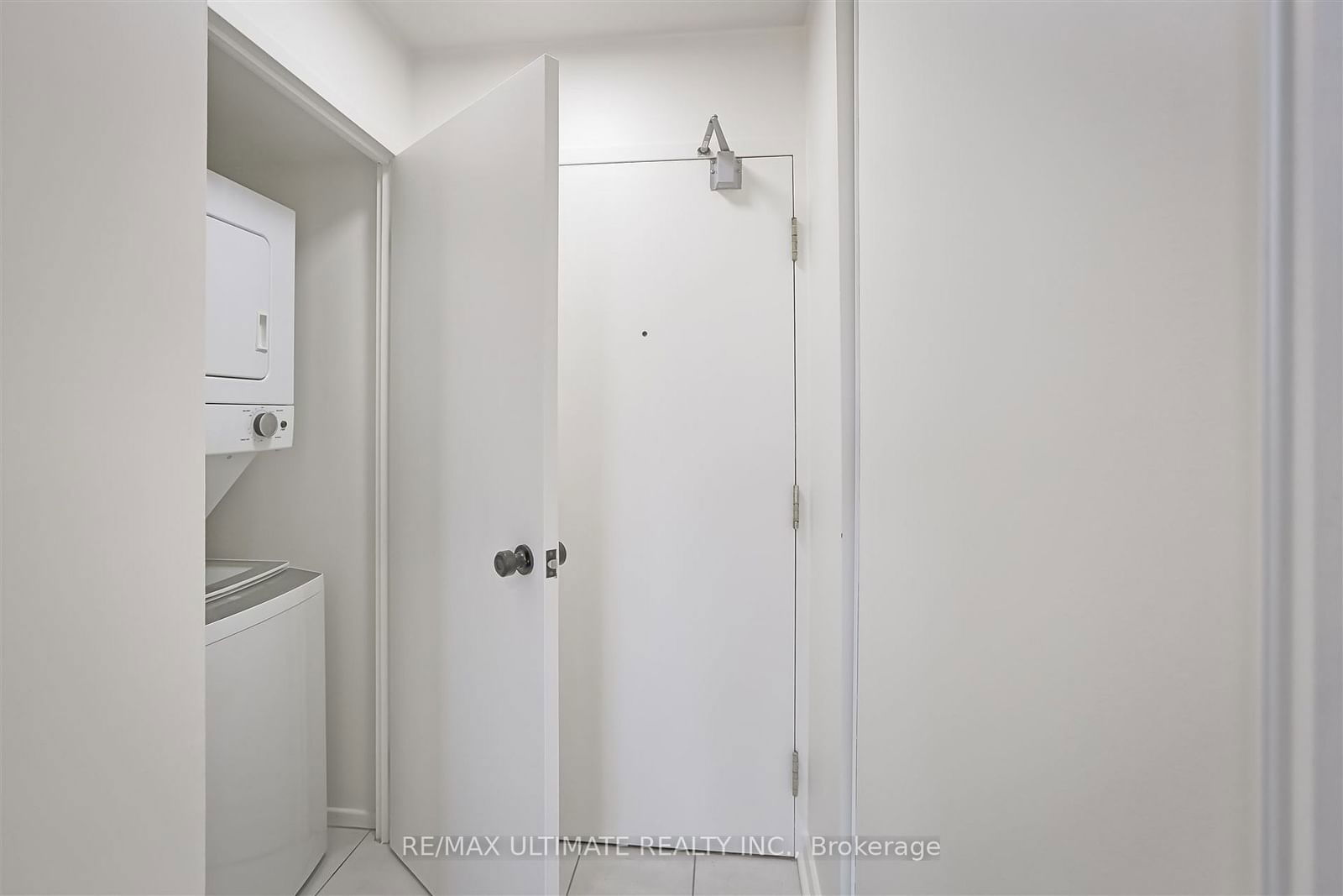 1665 Victoria Park Ave, unit 908 for sale