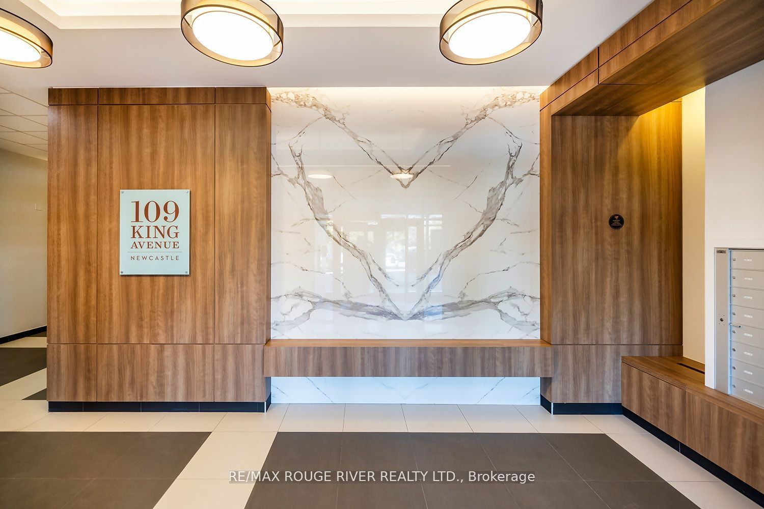 109 King Ave E, unit 402 for sale