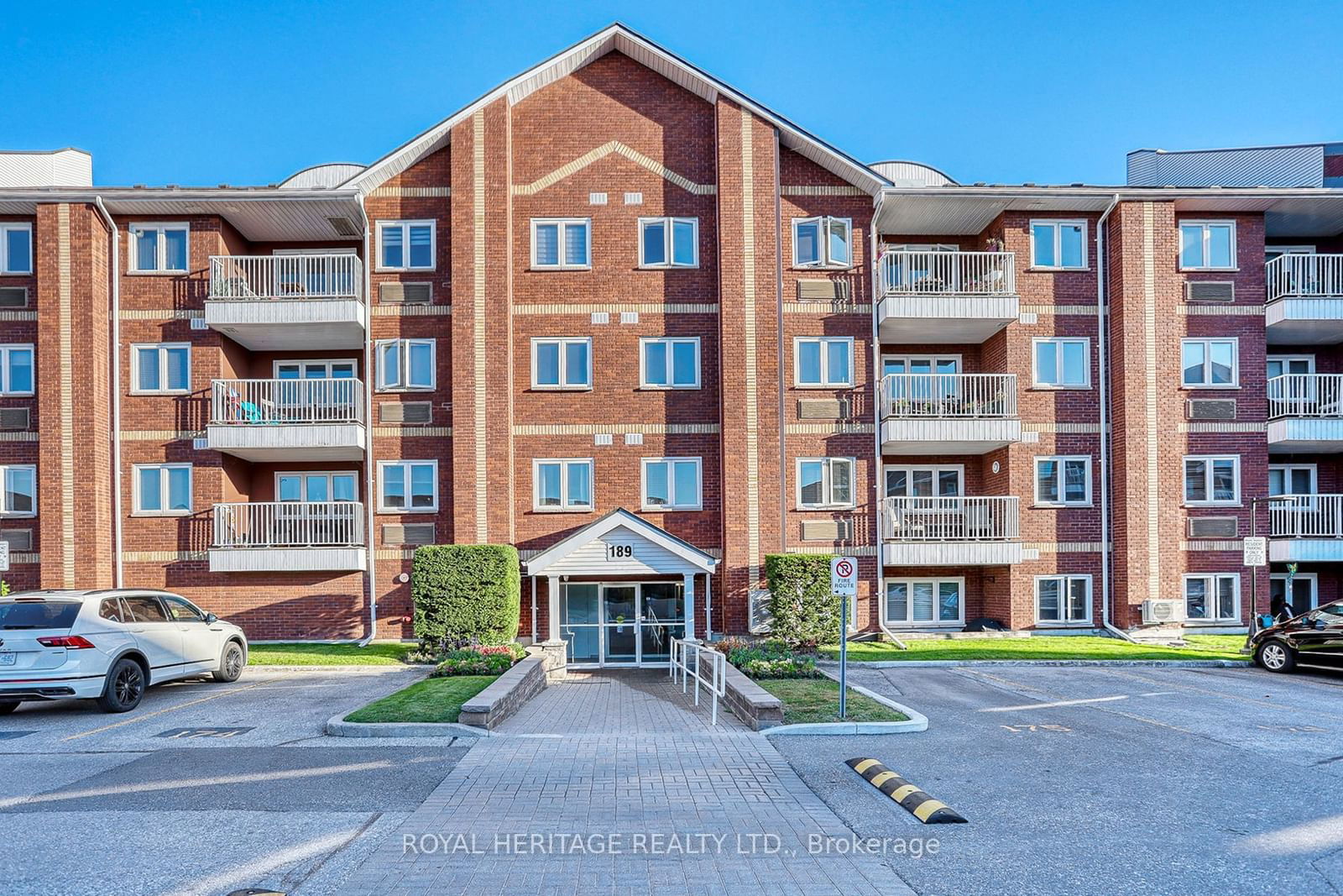 189 Lake Driveway W, unit 217 for sale