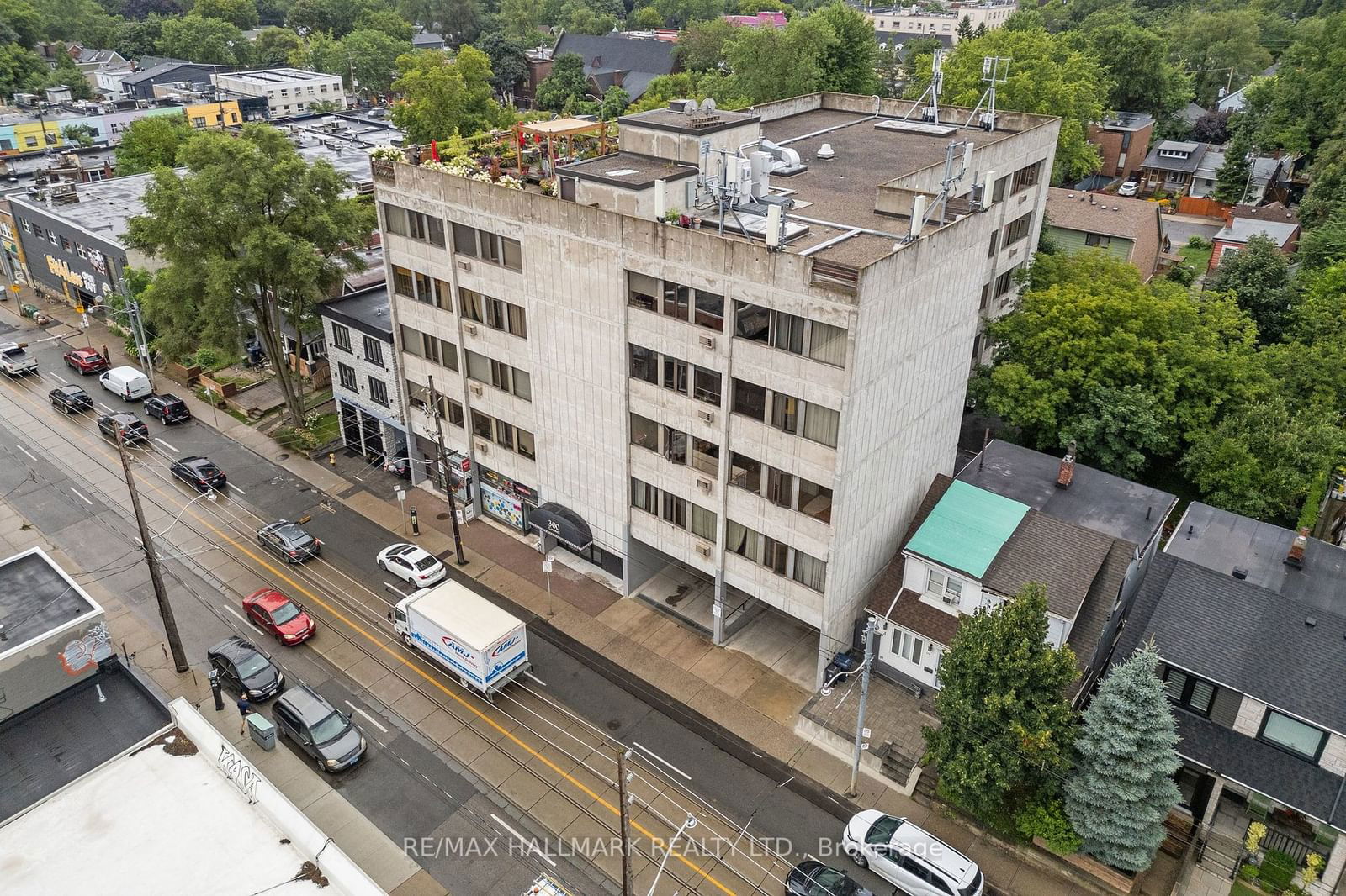 Coxwell Place, East End, Toronto