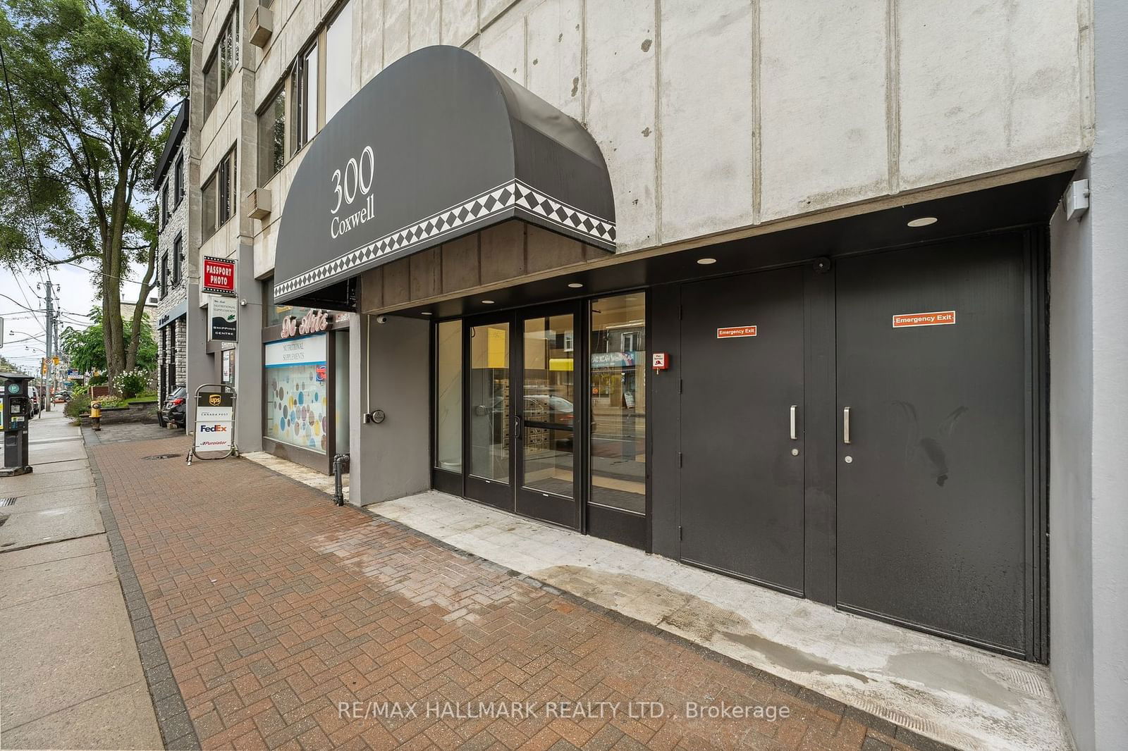 300 Coxwell Ave, unit 508 for sale