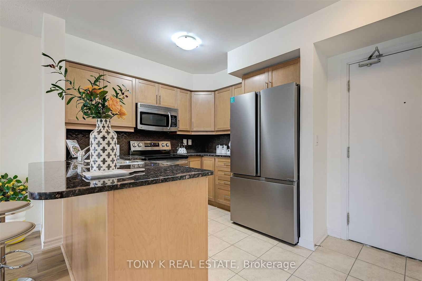 60 Mendelssohn St, unit 302 for sale