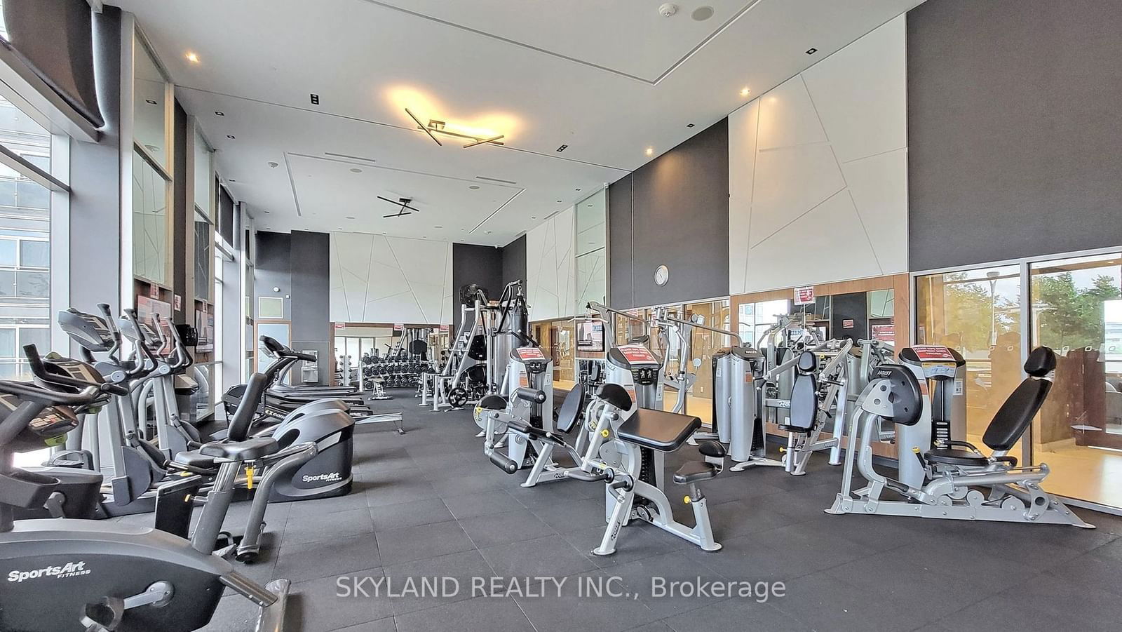 255 Village Green Sq, unit 2204 for sale