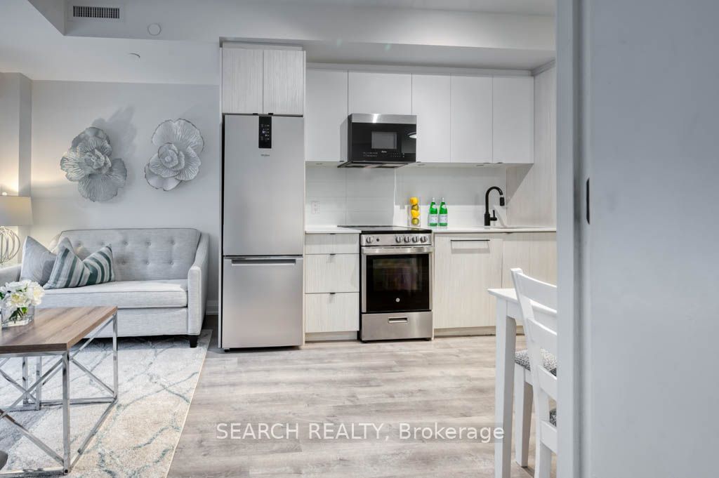 2369 Danforth Ave, unit 218 for sale