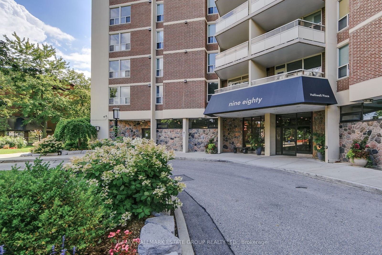 980 Broadview Ave, unit 2101 for sale