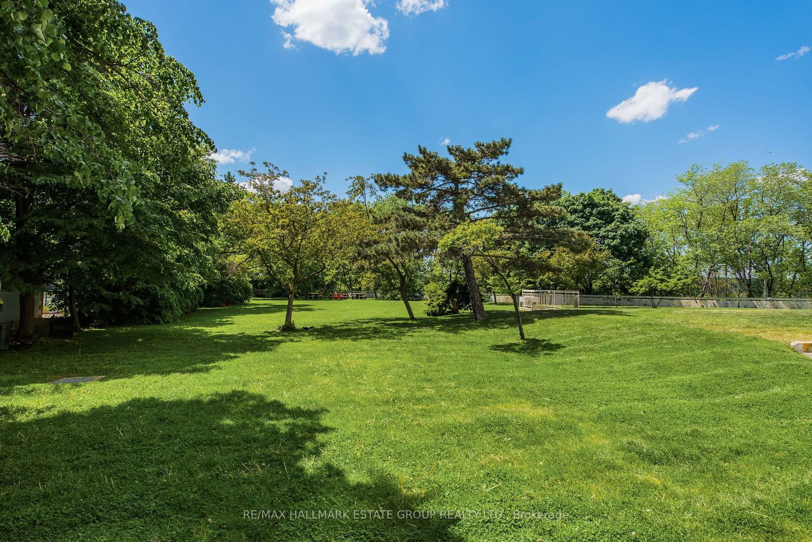 Helliwell Place, East York, Toronto