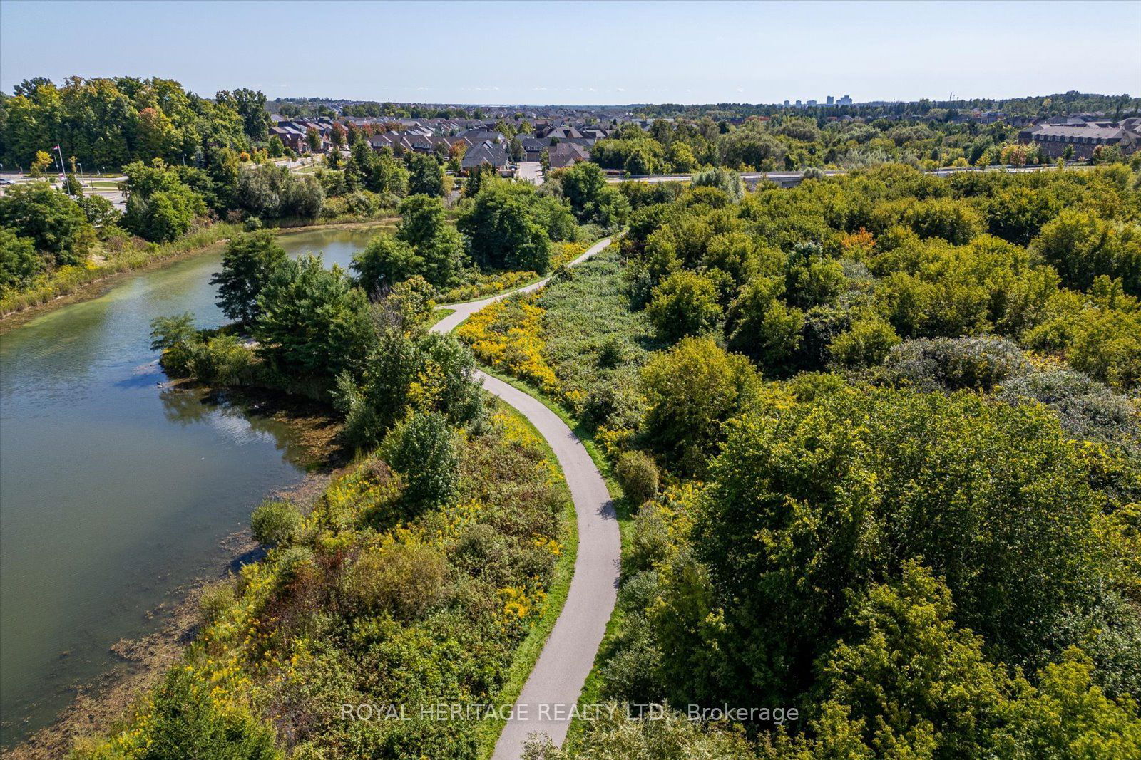 1-32 Good Lane Townhomes, Ajax, Toronto