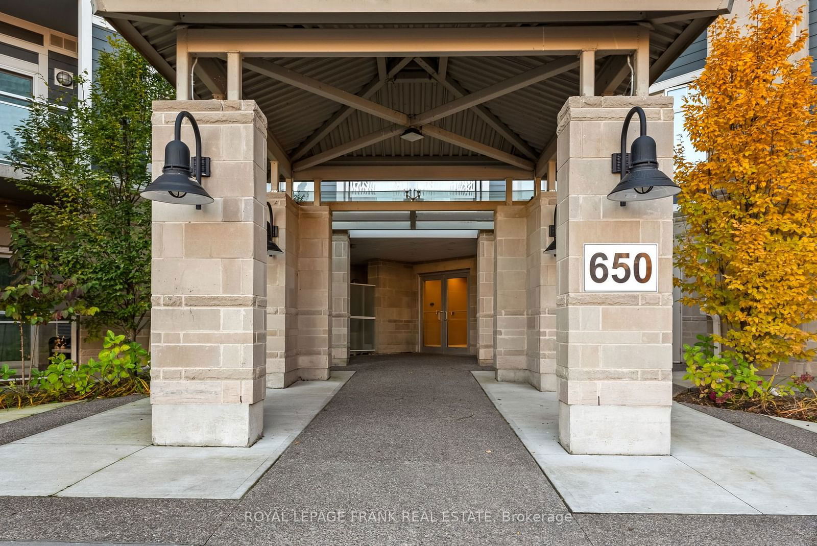 Harbourside Condos, Whitby, Toronto