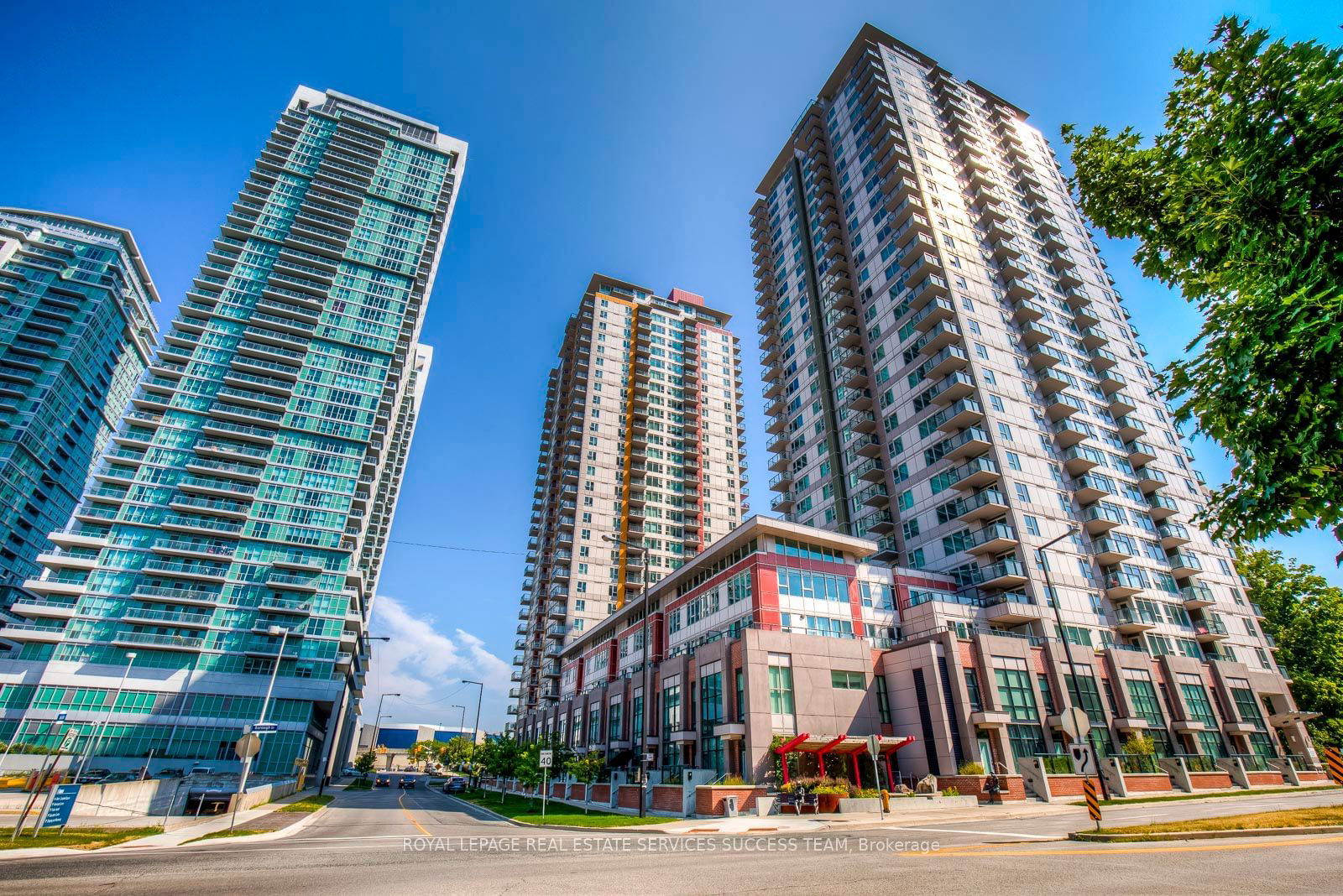 25 Town Centre Crt, unit 1205 for sale