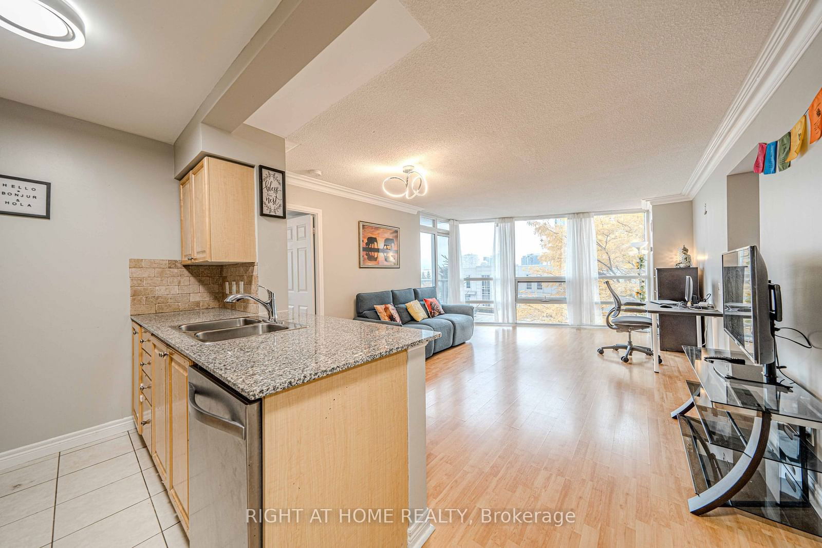 83 Borough Dr, unit 206 for sale