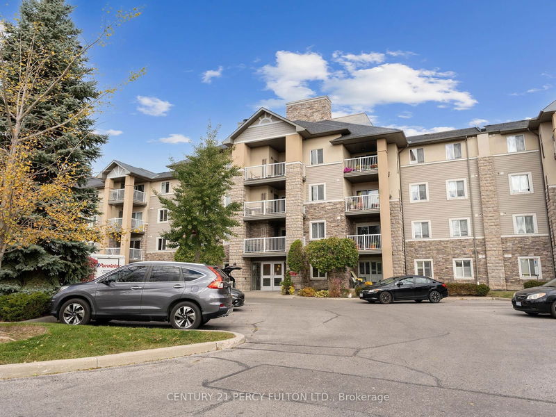 684 Warden Ave, unit 216 for sale